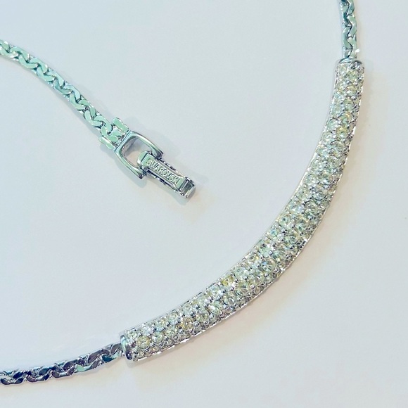 ✨Swarovski Necklace✨ - Picture 3 of 5